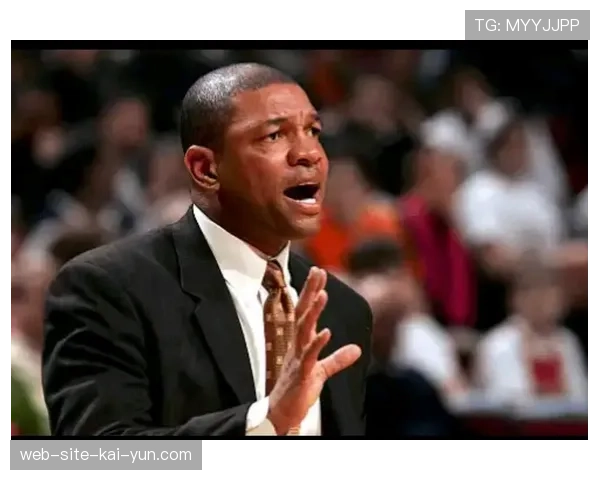 里昂连胜终结原因分析 客场作战与进攻组织效率下降